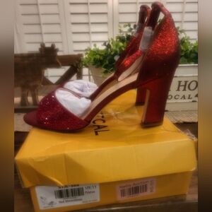 RED GLITTER HEELS. NEW IN BOX